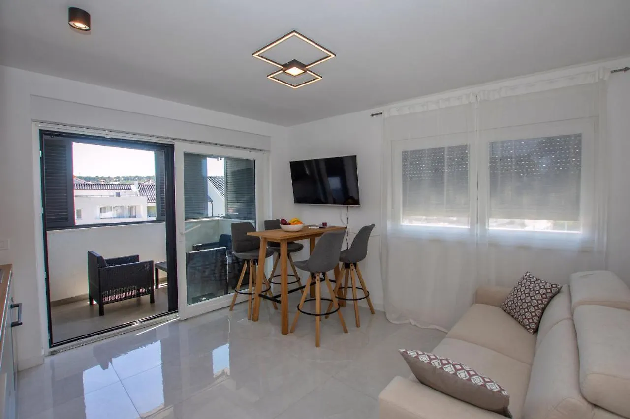 Apartment M&A 0*, Zadar